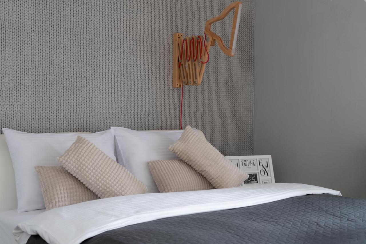 Poznan Grafitowa Modern Apartment ภายนอก รูปภาพ